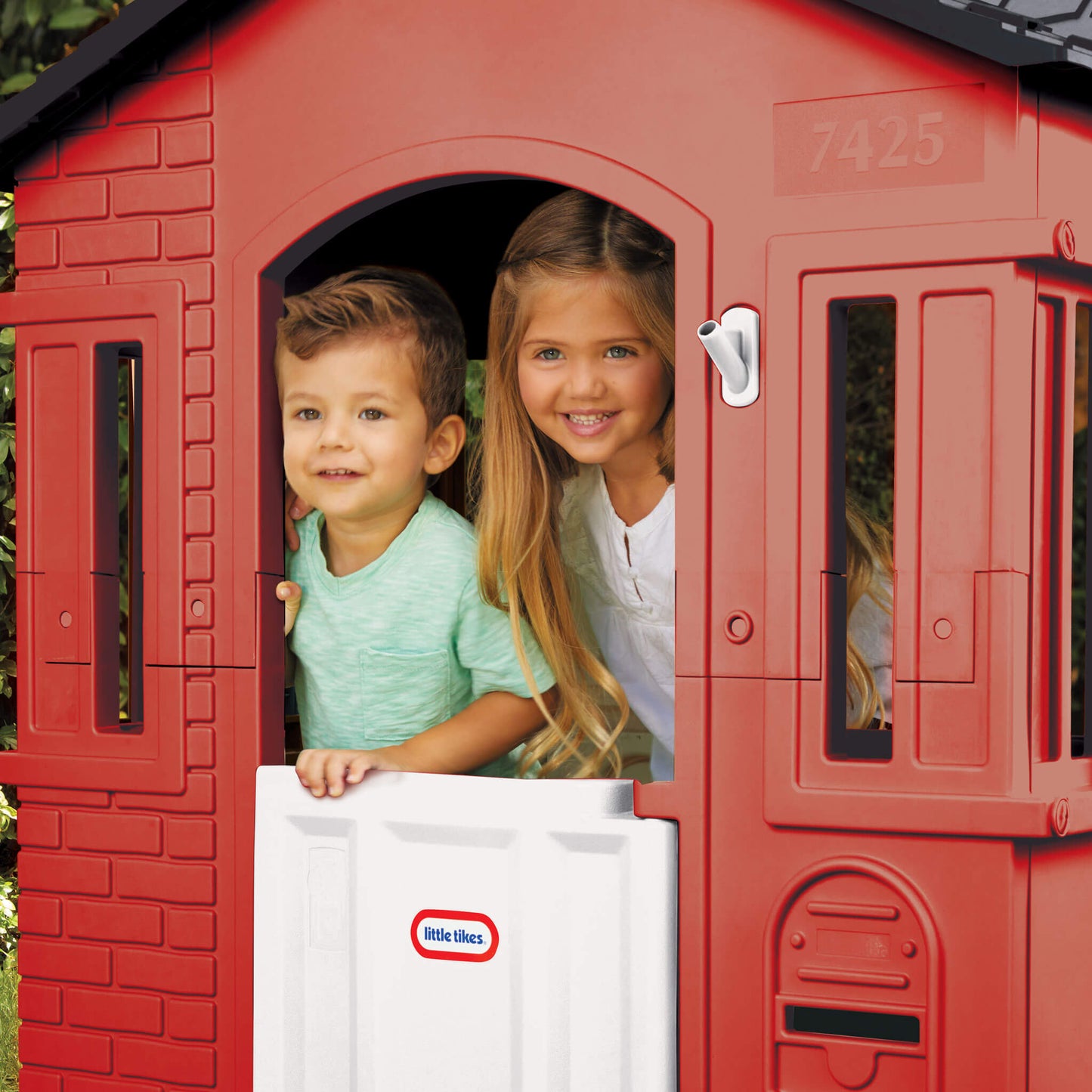 Cape Cottage Playhouse™ - Red - Official Little Tikes Website