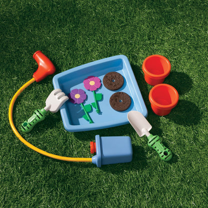 2-in-1 Garden Cart & Wheelbarrow - Official Little Tikes Website